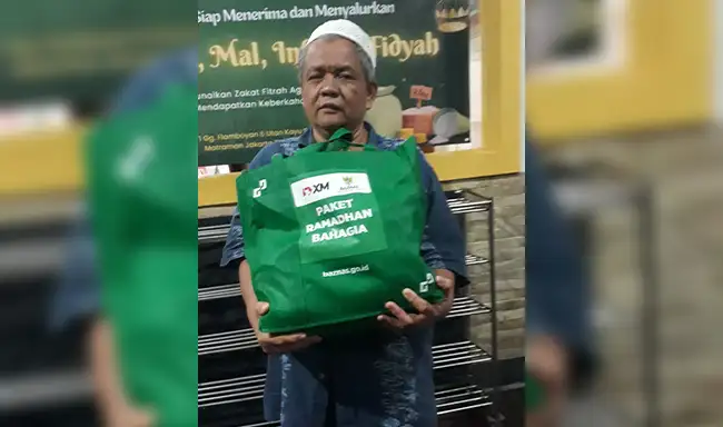 XM 攜手 BAZNAS 援助雅加達(dá)貧困家庭